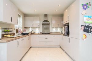 Photo 19- click for photo gallery